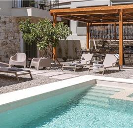 5 bedroom villa with indoor and outdoor pool in Chania town, sleeps 10